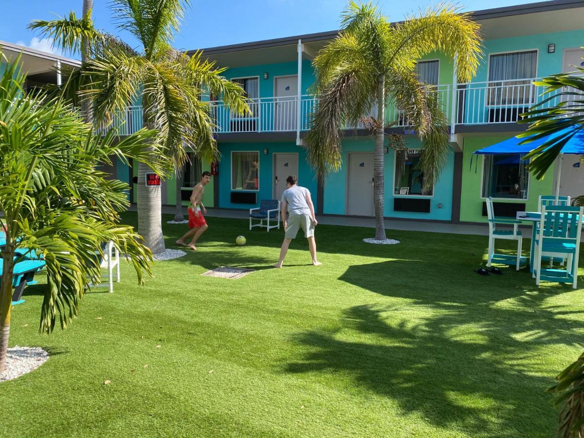Tropical Inn & Suites, Downtown Clearwater Exterior photo